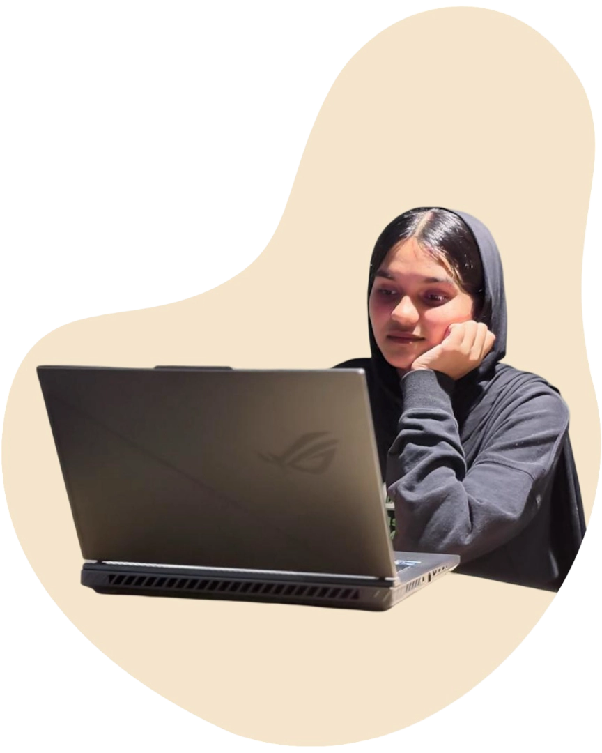 digital marketing analyst in malappuram is working on her laptop